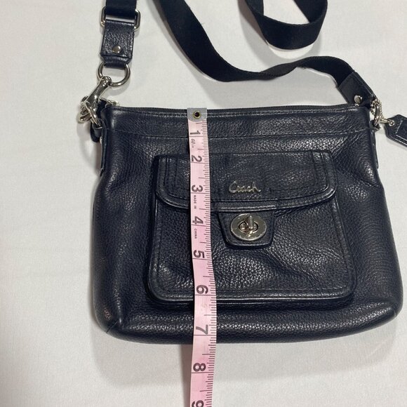 Coach Black Leather Crossbody Bag With Front Turn-Lock Pocket & Adjustable Strap - Picture 4 of 6